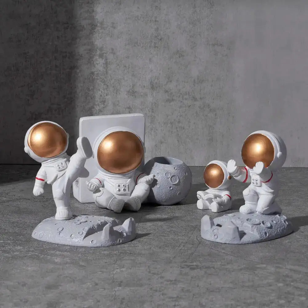 Cute Astronaut Phone Holder